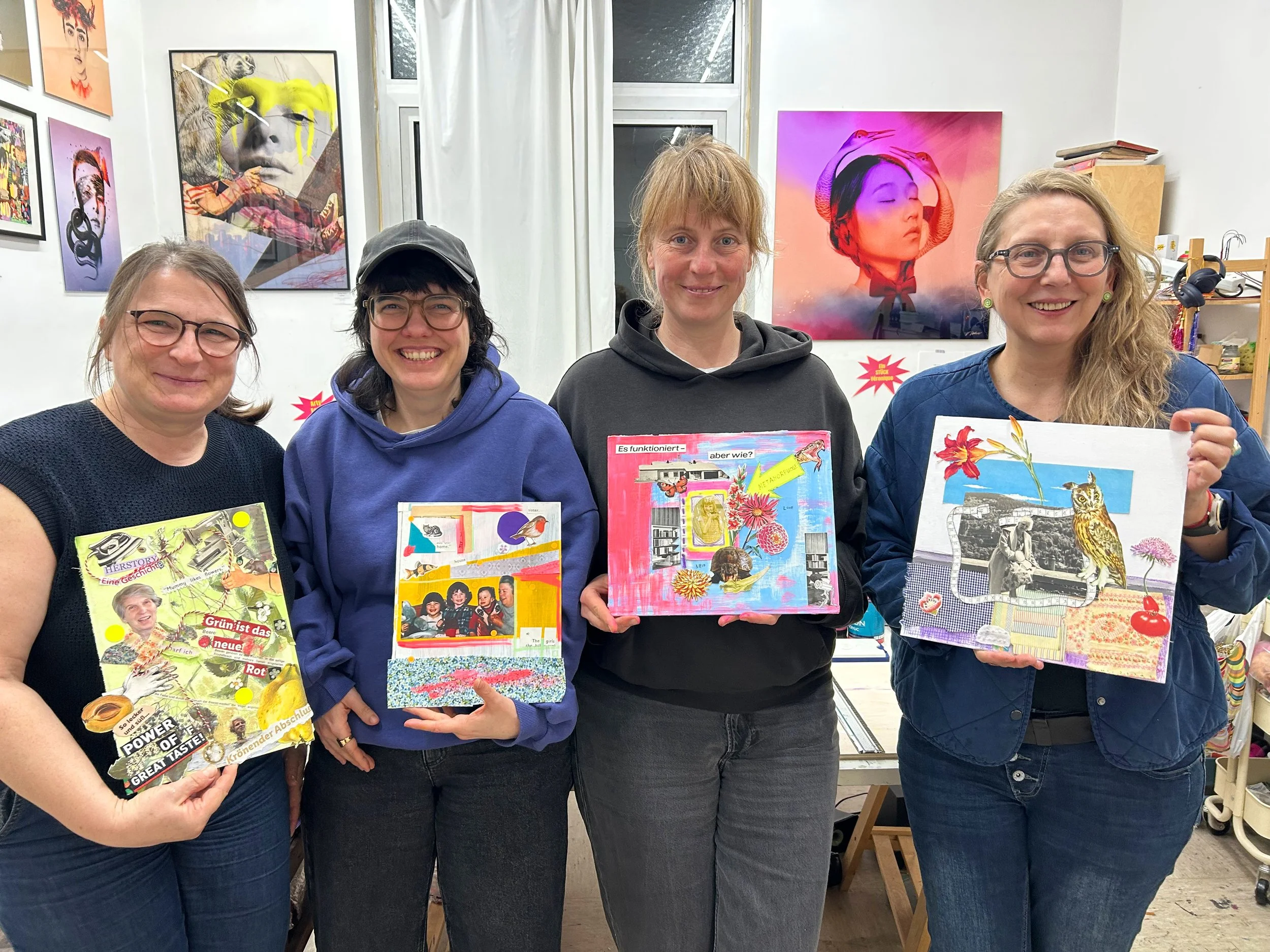 Teilnehmerinnen beim HERSTORY Collage-Workshop für Frauen in Stuttgart
