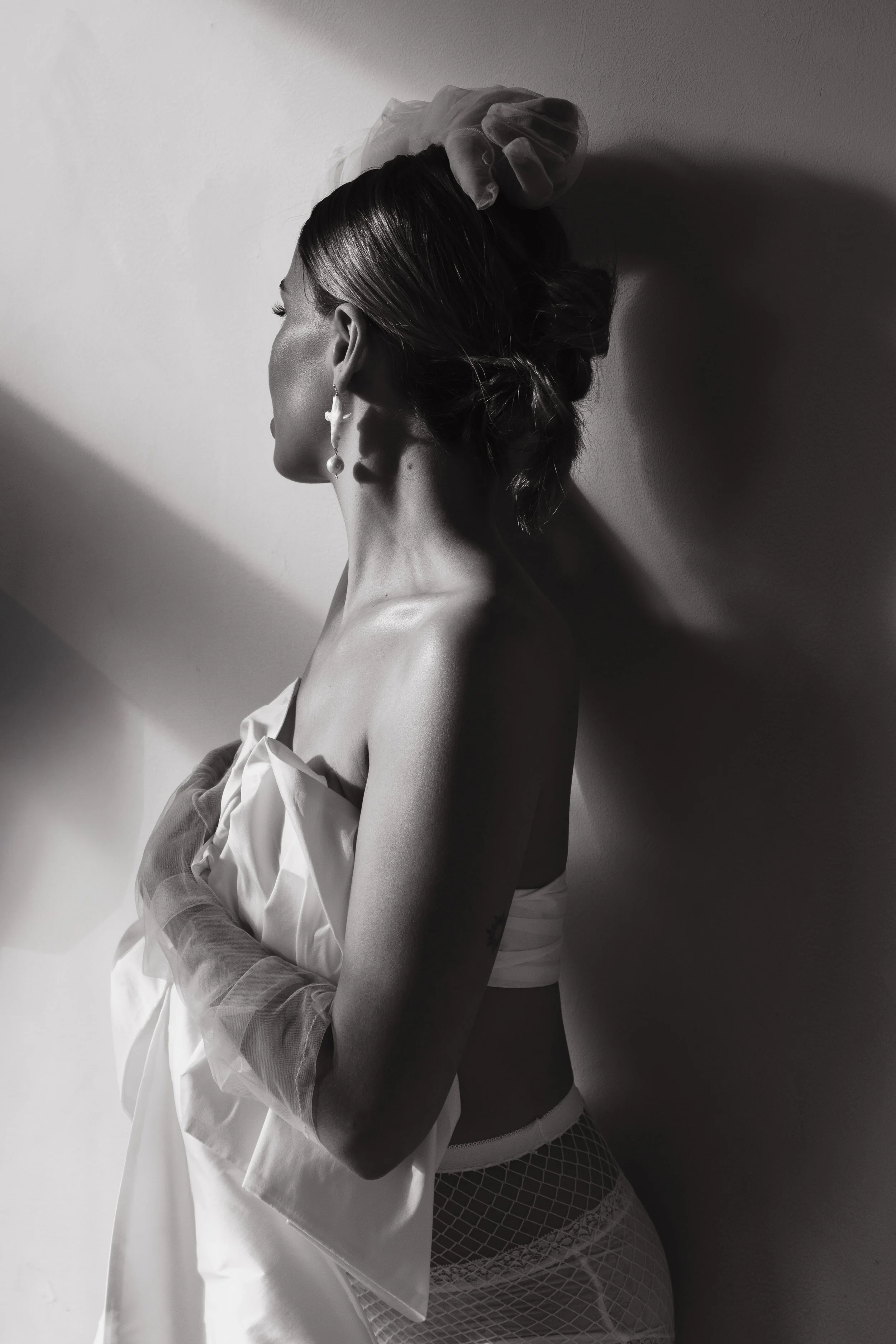 vivian-benge_bow-bridal-look_anthropologie-luxe_2024_093.jpg