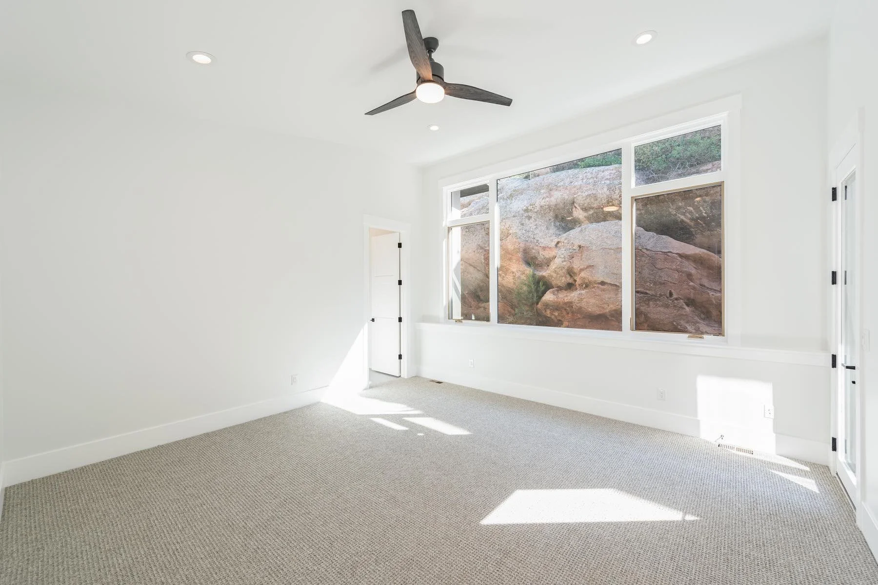 12703 W Buckhorn Road-021-048-Master Suite-MLS_Size.jpg