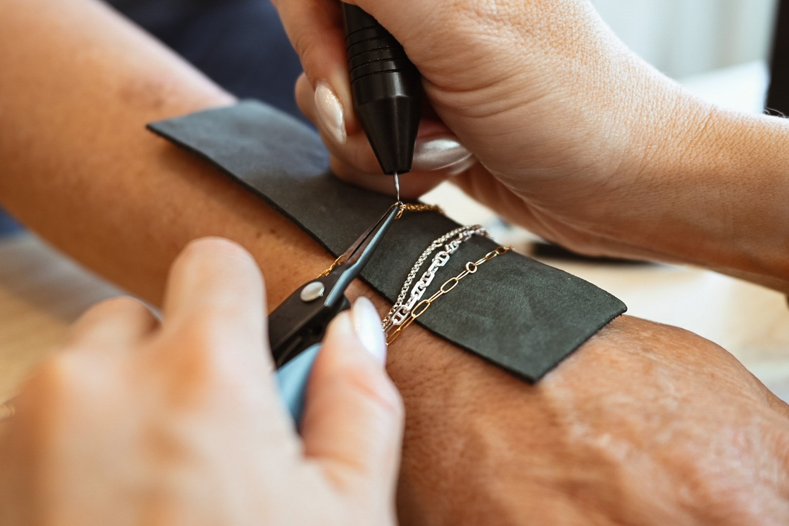 MIKU Jewelry permanent bracelet welding in Frederick, MD