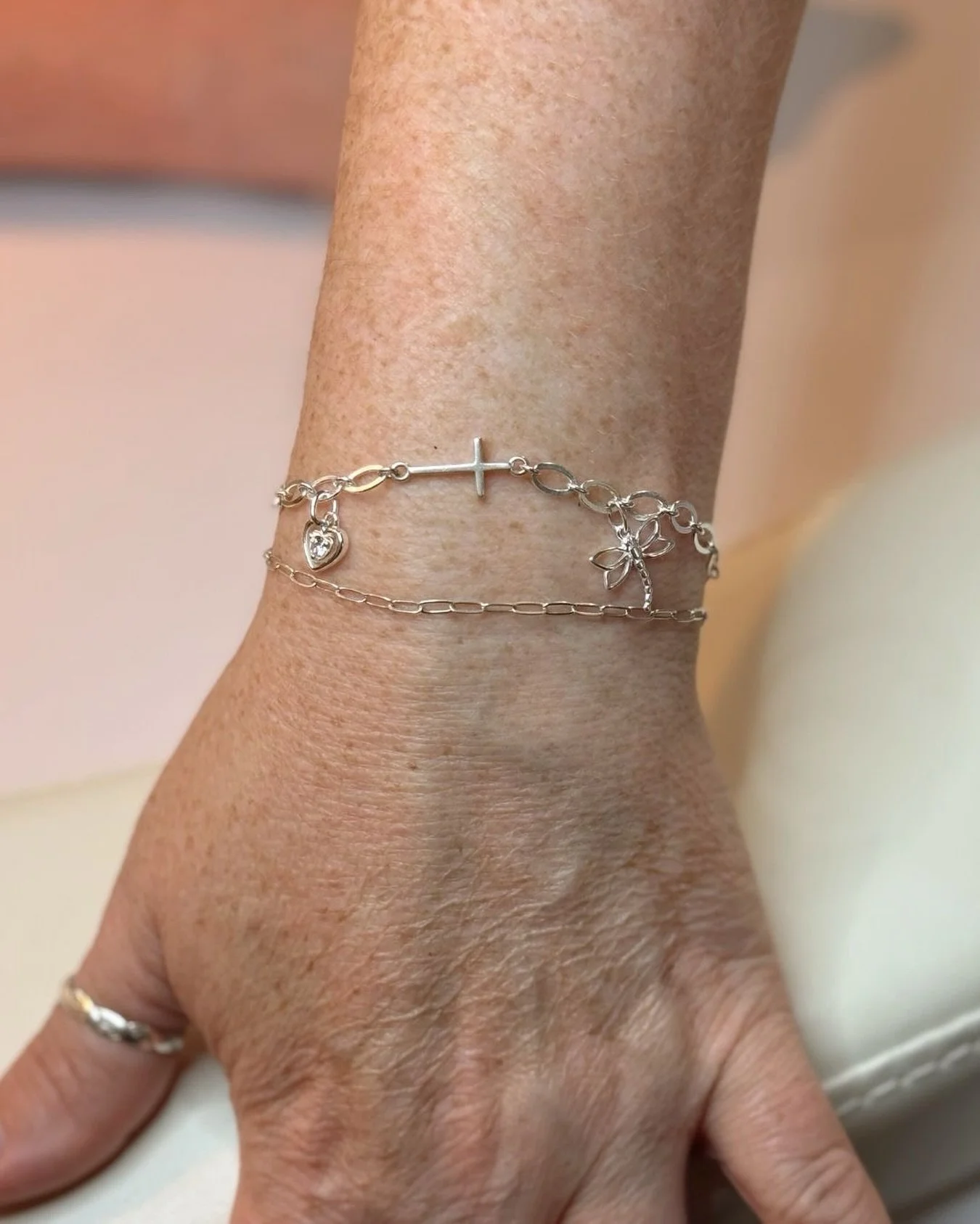 Wishing you all a happy Easter weekend with the people and traditions that fill your hearts✨🐇 We&rsquo;ll see you back in pop-up action next weekend at the @thenaturalaesthetic_urbana&rsquo;s Spring Fling on Sunday, 4/12 from 10AM - 1PM💜
⠀⠀⠀⠀⠀⠀⠀⠀⠀
