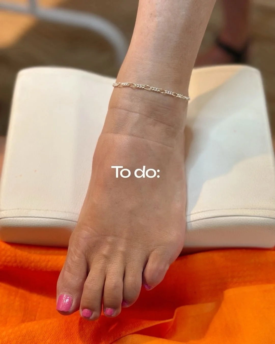 This is the pre-Memorial Day Weekend move💅⛱️
⠀⠀⠀⠀⠀⠀⠀⠀⠀
TOMORROW join MIKU Permanent Jewelry + @lasorellanails in Frederick from 5&ndash;7 PM for express pedis, permanent jewelry, complimentary bubbly, and summer vibes.
⠀⠀⠀⠀⠀⠀⠀⠀⠀
You know a fresh ped