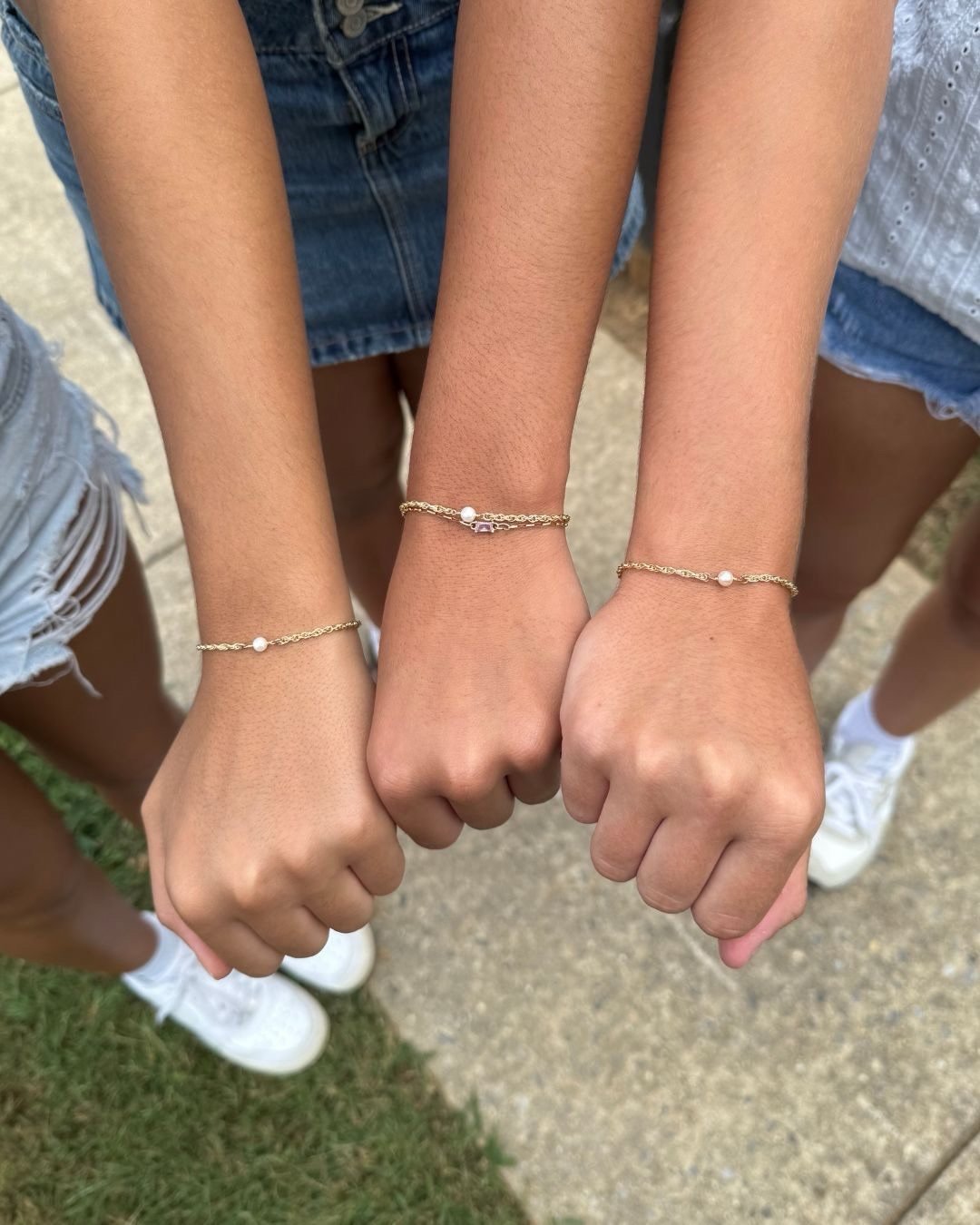 4 years or 40 years of friendship... 
⠀⠀⠀⠀⠀⠀⠀⠀⠀
matching BFF bracelets are always a good idea💜
⠀⠀⠀⠀⠀⠀⠀⠀⠀
Tag your besties in honor of National BFF Day and make weekend plans to get permanent jewelry together:
⠀⠀⠀⠀⠀⠀⠀⠀⠀
THIS SATURDAY:
6/13, 1-4 | @th