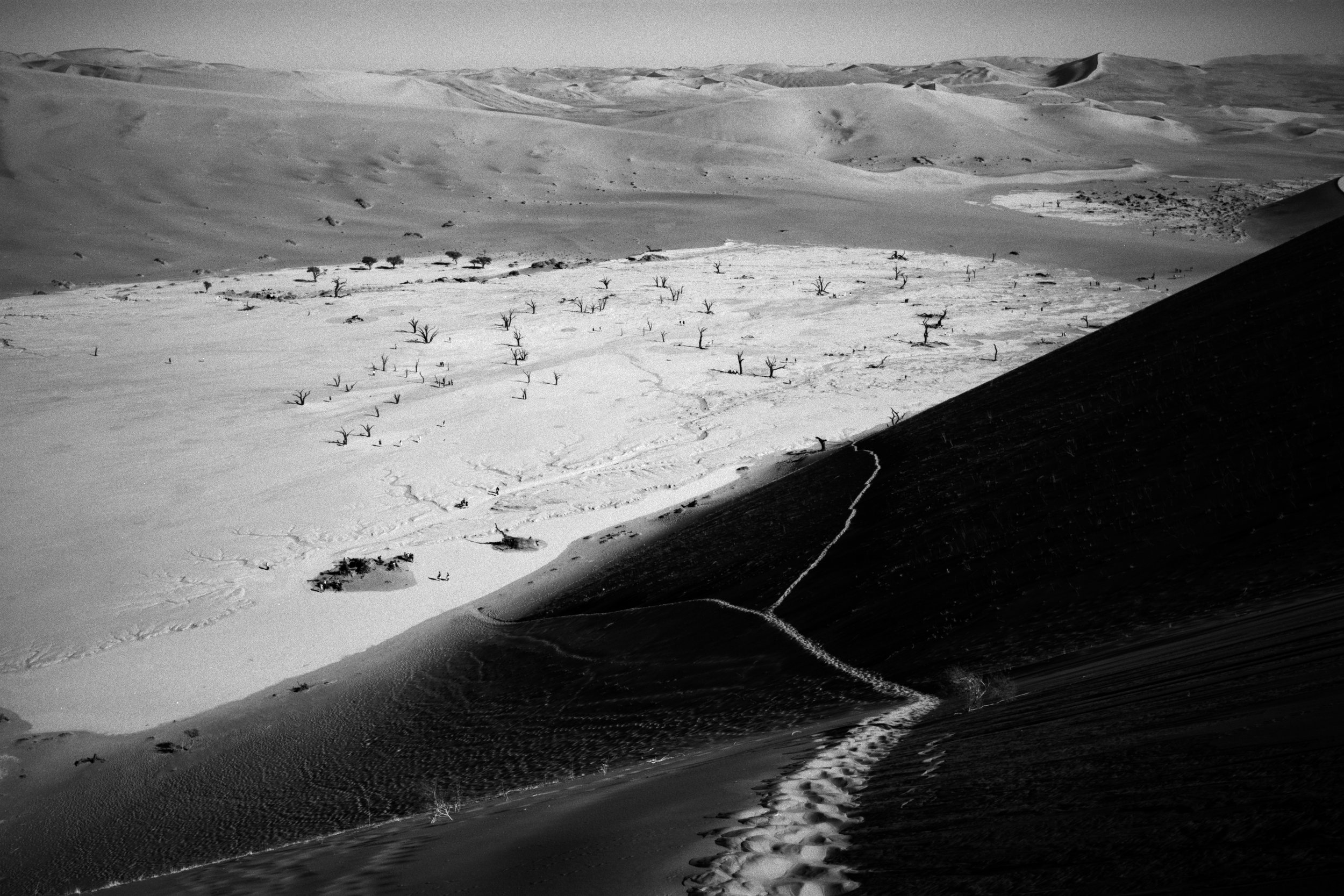 Namibia 2026 - Adox HR-50 - B+W 041 Rotorange filter - Voigtländer Nokton 35mm f/1.4 S.C - Leica M6.