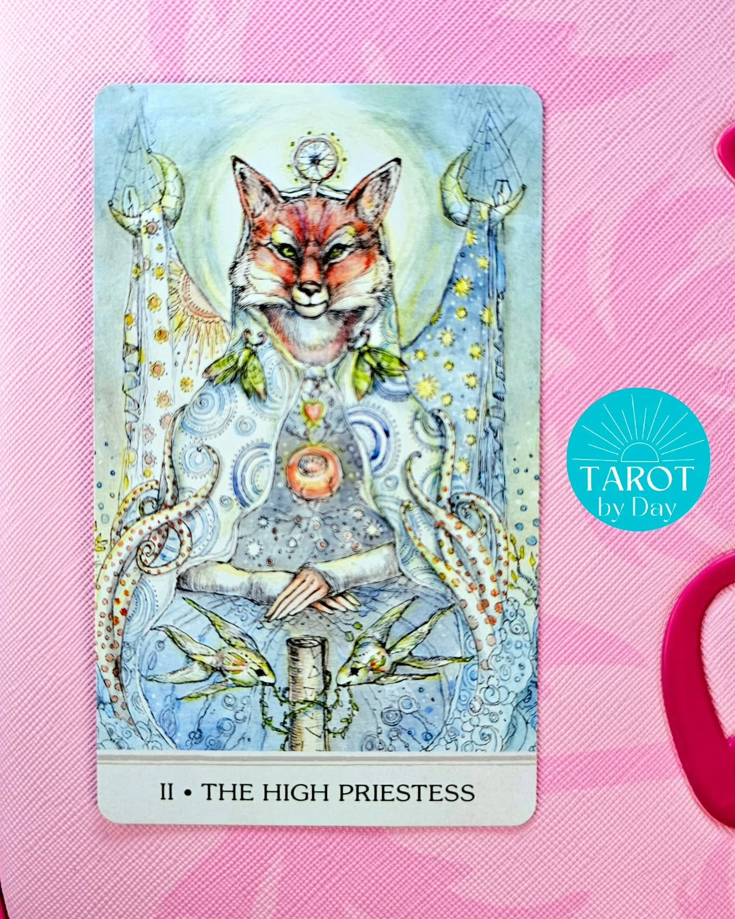 Today brings us the High Priestess!✨️🔮😶‍🌫️ Secrets are being revealed. We're in a time where things can no longer be swept under the rug. Listening to our own intuition cuts through the confusion. As bits of information come to light, you'll f