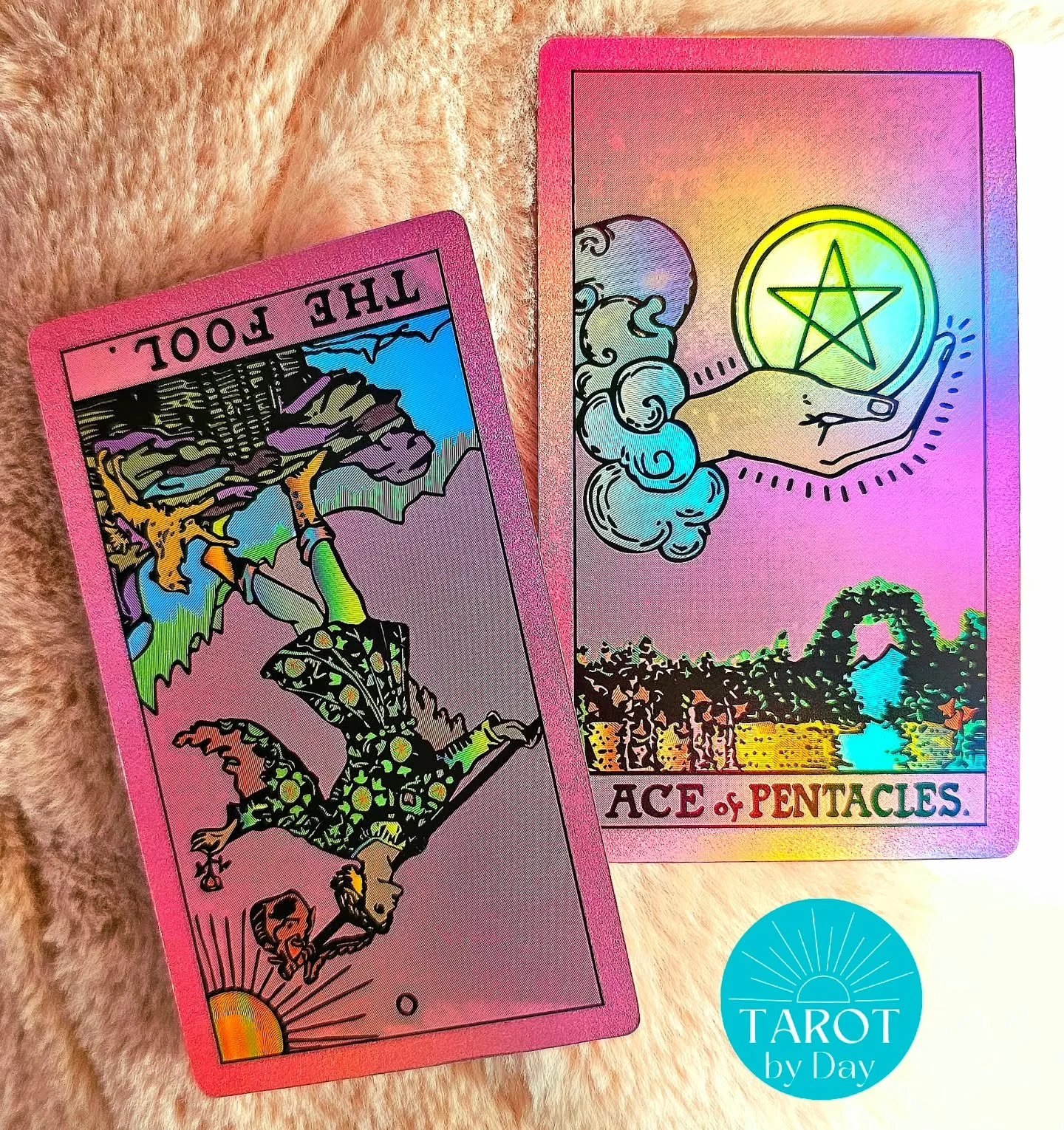 Today brings us the Fool reversed &amp; the Ace of Pentacles!🙌🪙🪐 Jupiter retrograde &amp; the 11/11 portal provide intense change energies. We're setting up for a phase that carries us through next spring. It's time to jump into something new, bef