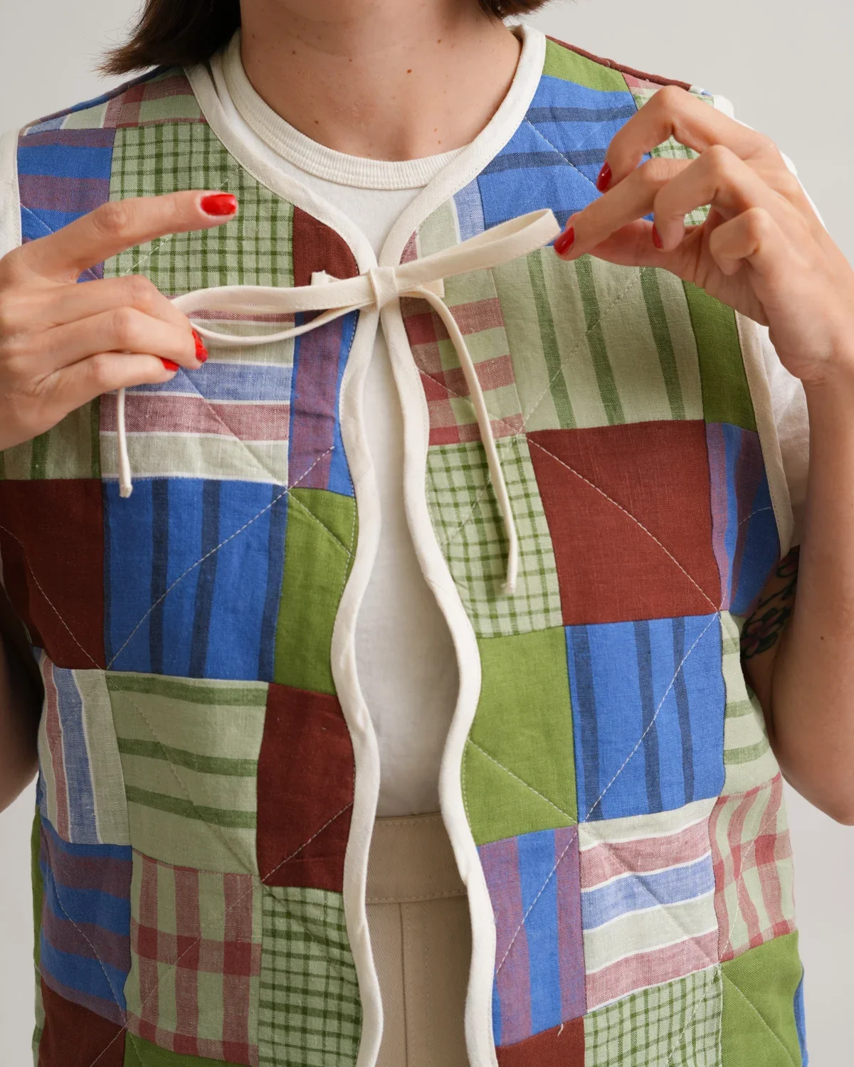 Wavy-Vest-03.jpg.webp