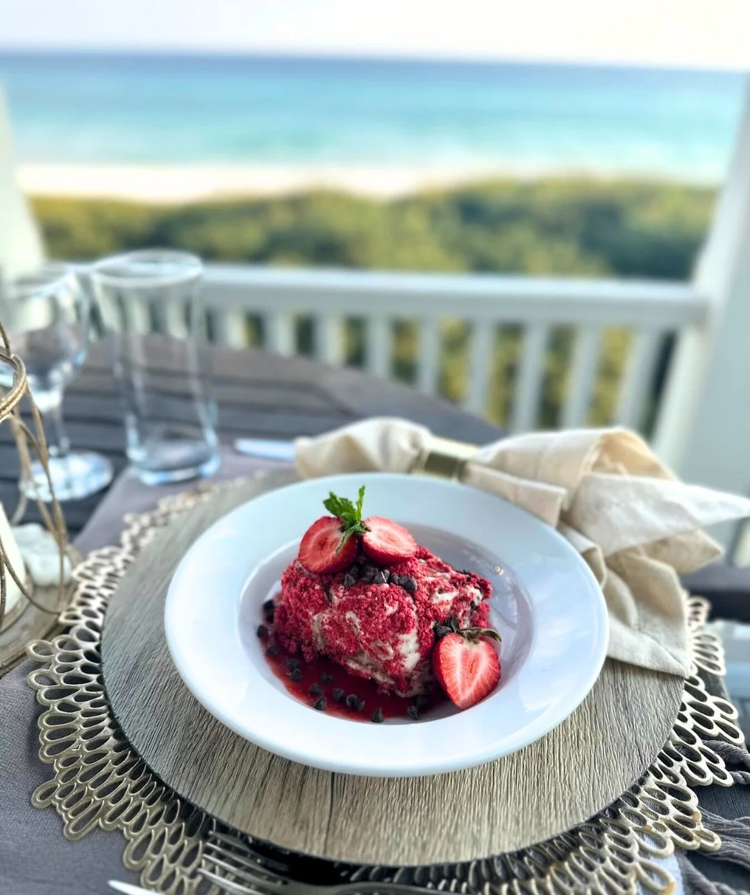 Birthday dinner goals:
✨ Private chef
✨ Ocean views
✨ No dishes

If you&rsquo;re in 30A for a special birthday celebration, let me help make it even more special 💞
.
Birthday dinner | 30A Florida | private chef | at-home chef