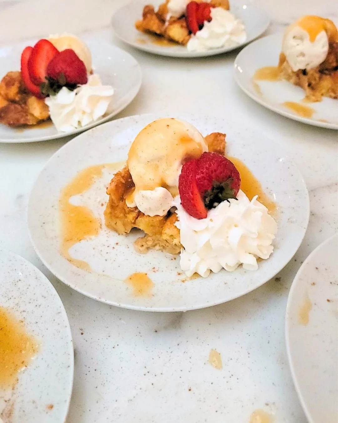 Better than your favorite restaurant, and you don&rsquo;t even have to leave the house🥂 
.
Private chef | chef life | 30a chef | at home chef | dinner party ideas