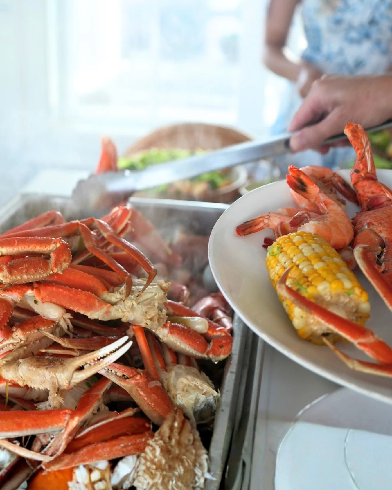 Dinner goals = a seafood boil at home 🦀🔥
Big spread, bold flavor, and a table full of seafood done right 💁🏻&zwj;♀️

Let&rsquo;s get your seafood boil night on the calendar!💞
.
Seafood boil | foodie | chef life | at home chef | at home dinner