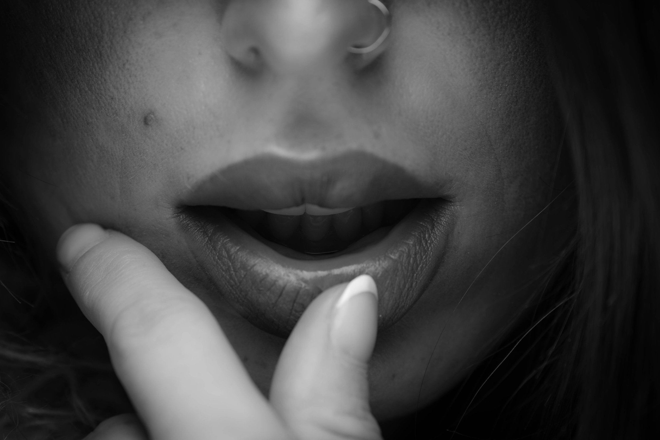 Ella_NeonDreams_Nov25_LWD_8845 mono.jpg