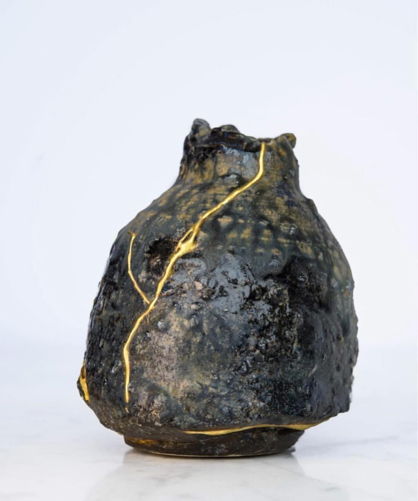 Sake Carafe with gold Kintsugi #kintsugi #ceramics #napavalley #sake #ceramicart
