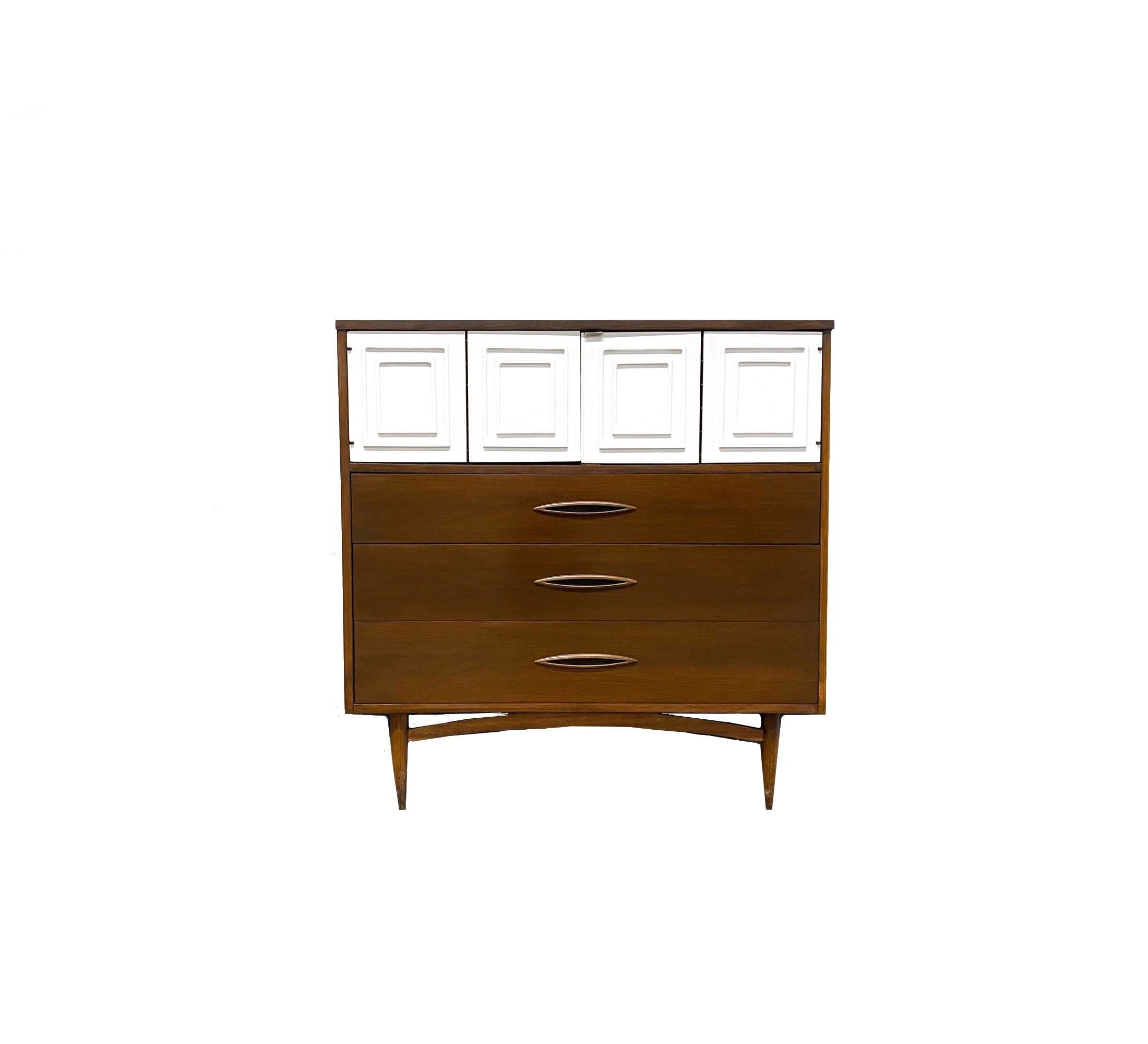 https://i.etsystatic.com/5677273/r/il/768bd8/5398308408/il_fullxfull.5398308408_m7lu.jpg