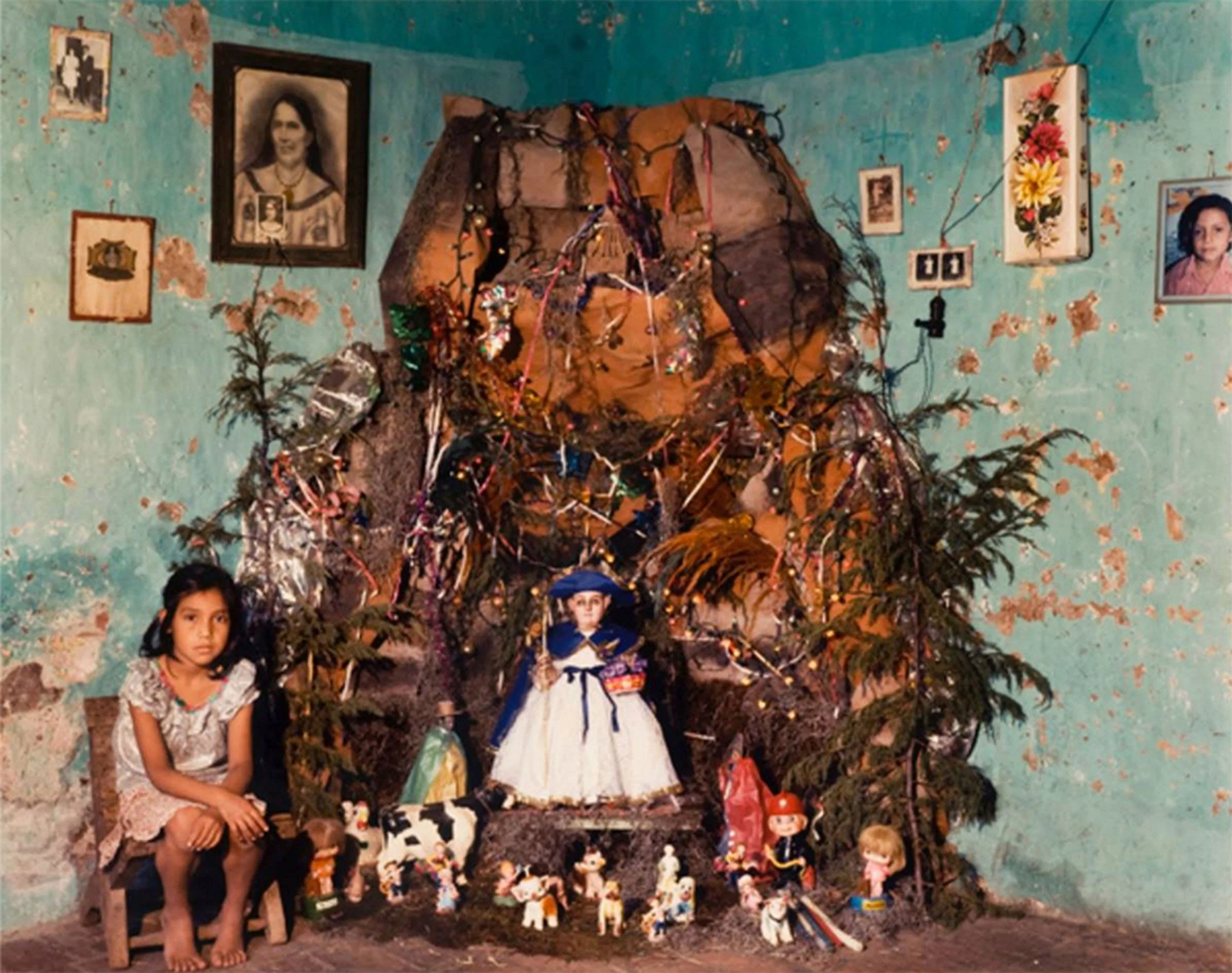 Salvo-Home Altars of Mexico-054.jpg