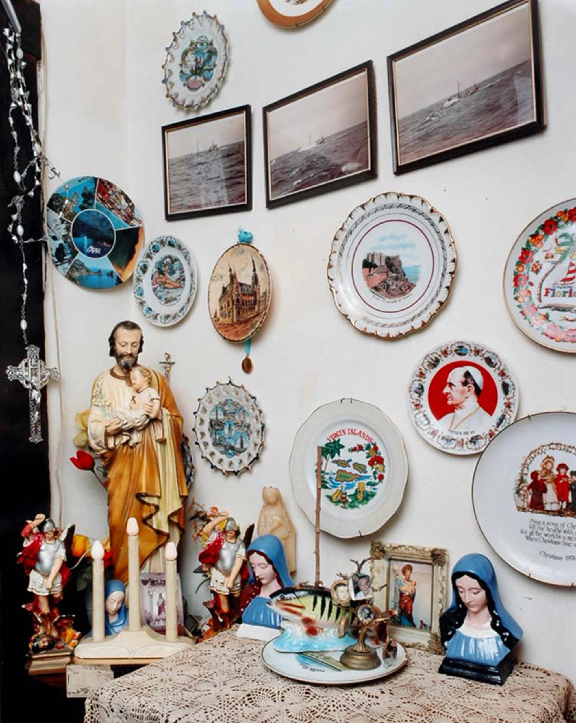 Hallway, Gloucester.jpg