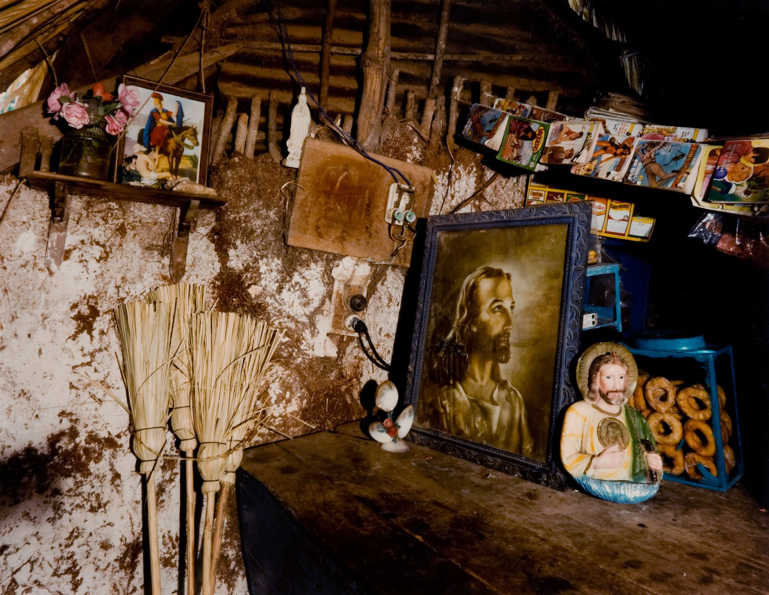 Salvo-Home Altars of Mexico-029.jpg