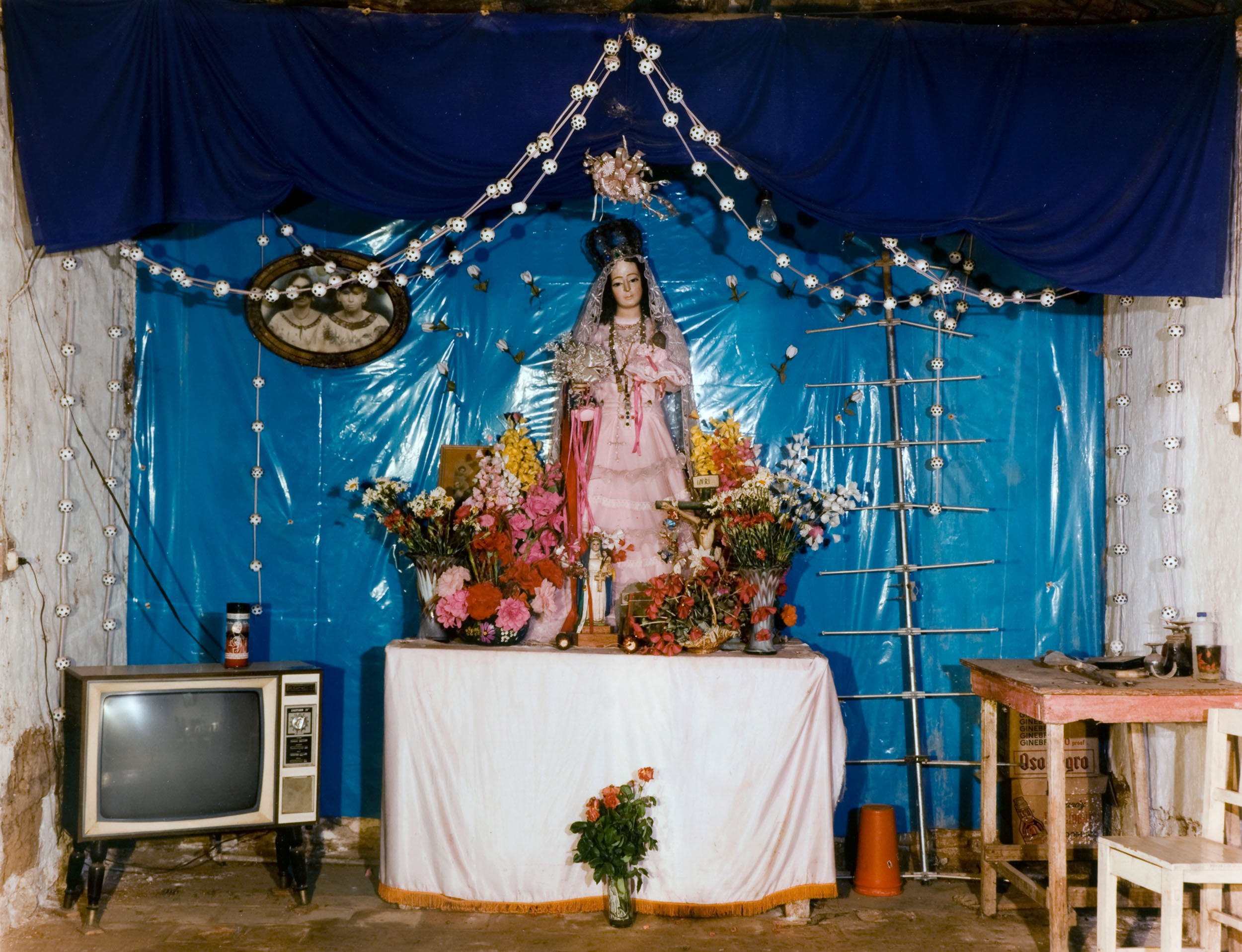 Salvo-Home Altars of Mexico-023.jpg