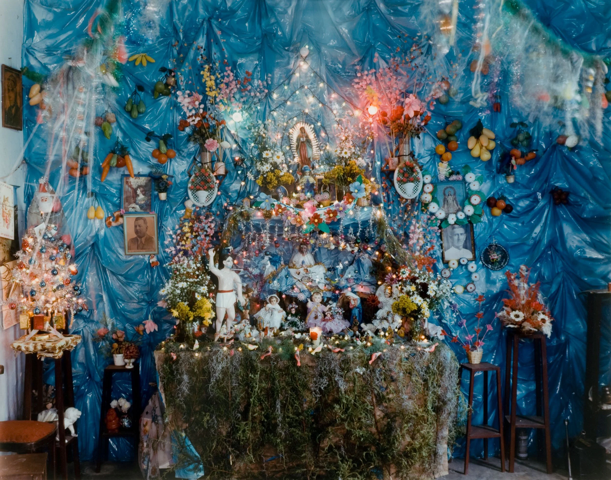 Salvo-Home Altars of Mexico-043.jpg