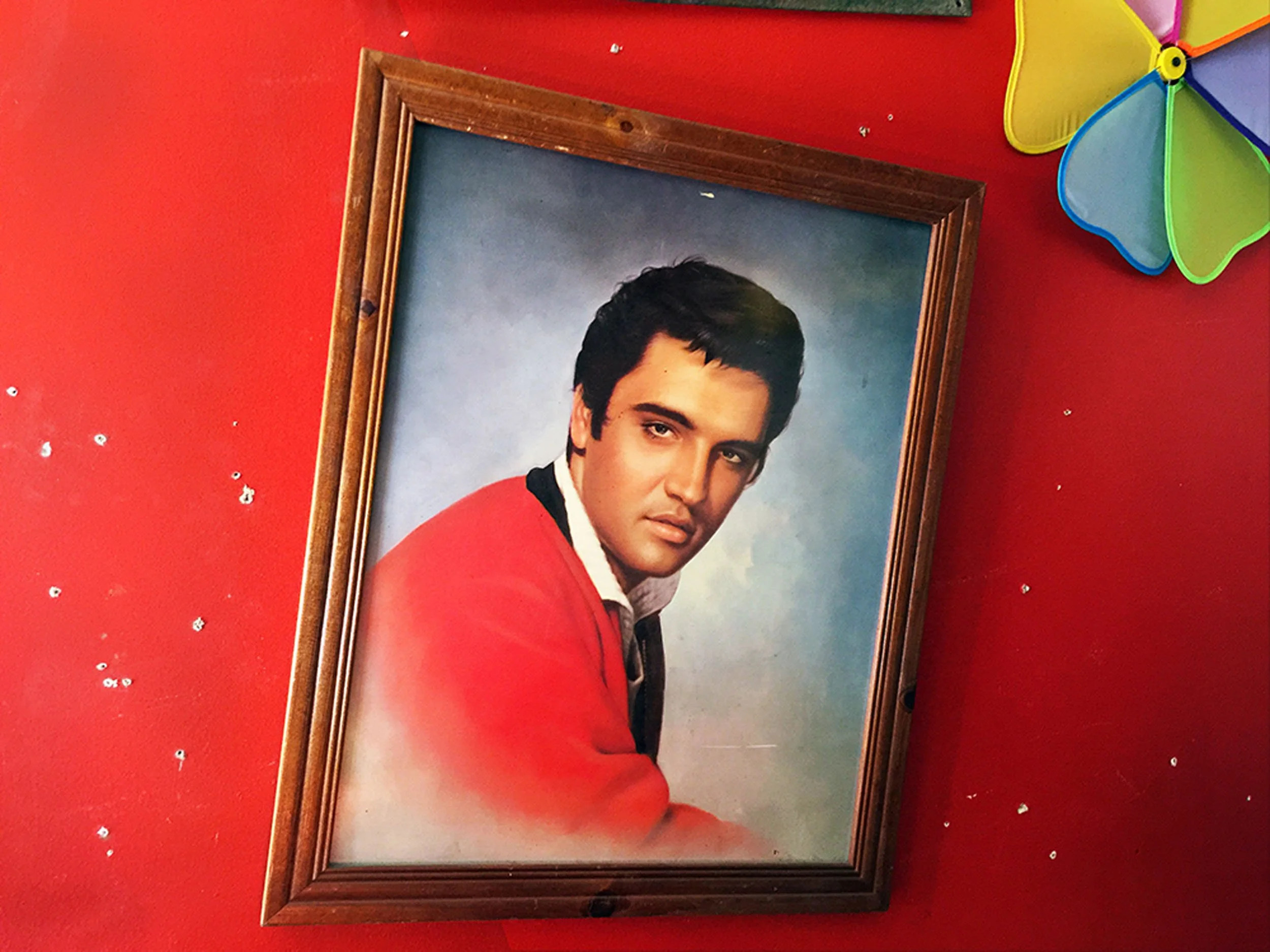 1000_Elvis-Large.jpg