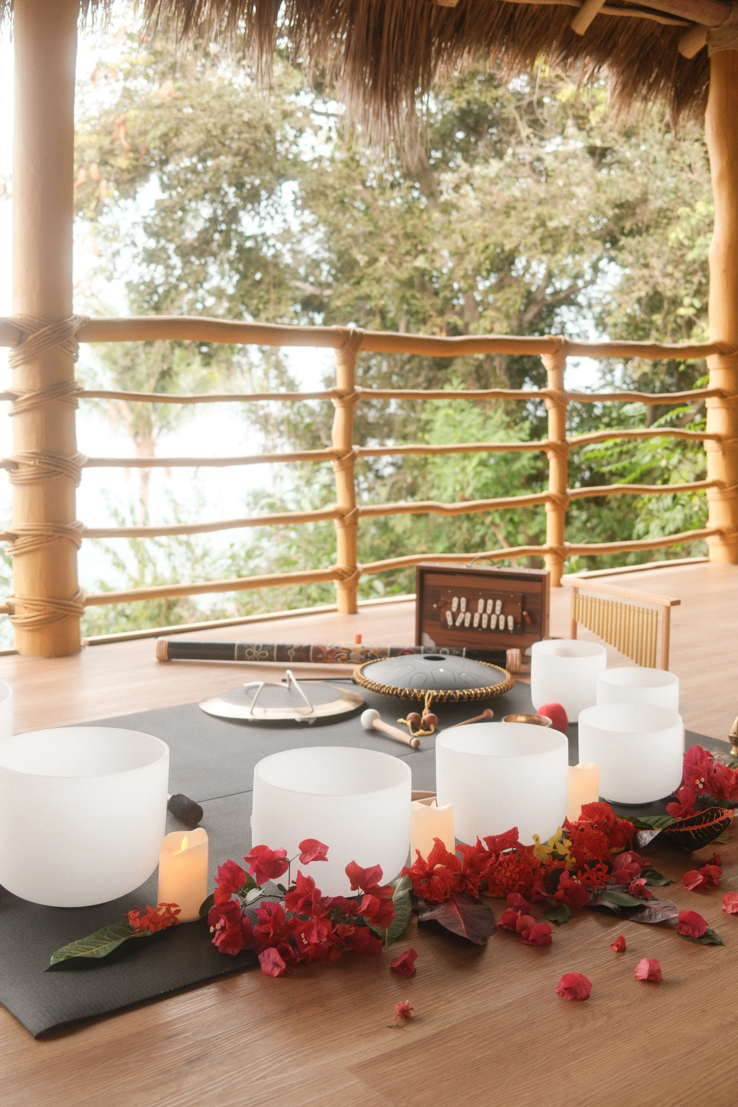 HI_Sound Healing_Meditation Cabin 02.jpg