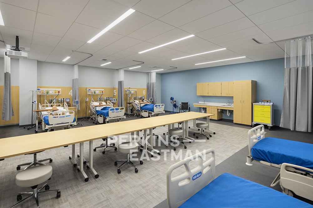 SJE CCD - EVC - Sequoia Nursing_Photo Int Classroom Skills Lab_Photograph by Andrew Rugge - Copyright Perkins Eastman.jpg