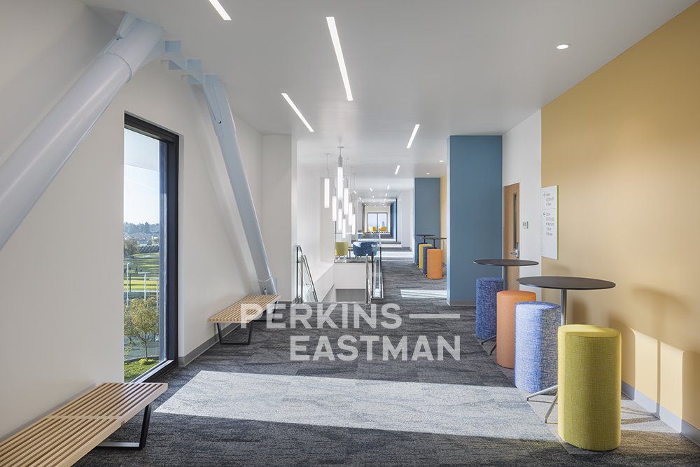 SJE CCD - EVC - Gen Ed & Engineering Bldg_Photo Int Corridor Breakout 2_Photograph by Andrew Rugge - Copyright Perkins Eastman.jpg
