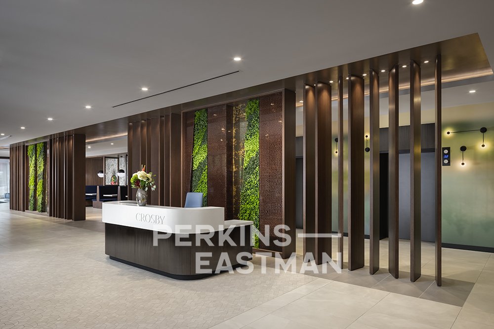 Crosby_Photo Int Reception Desk_Photograph by Andrew Rugge - Copyright Perkins Eastman.jpg