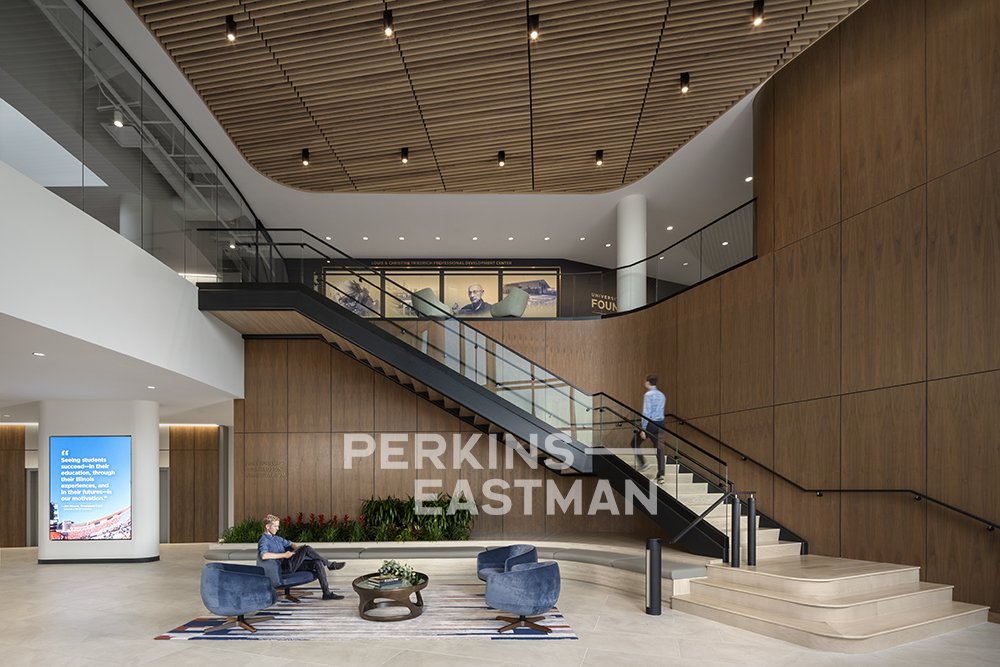 Univ of Illinois Foundation HQ_Photo Int Lobby 3 w People_Photograph by Andrew Rugge - Copyright Perkins Eastman.jpg