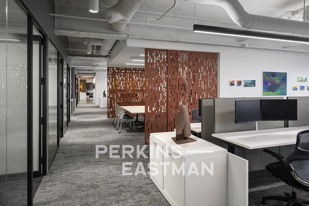 Turner Construction - Pgh Office_Photo Int Workstations_Photograph Andrew Rugge - Copyright Perkins Eastman.jpg