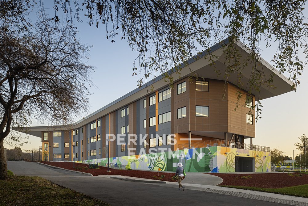 SJE CCD - EVC - Gen Ed & Engineering Bldg_Photo Ext Corner North_Photograph by Andrew Rugge - Copyright Perkins Eastman.jpg