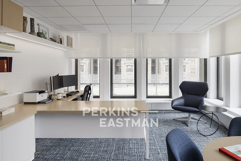 Columbia Univ - Law Library_Photo Int Supporting Office_Photograph by Andrew Rugge - Copyright Perkins Eastman.jpg