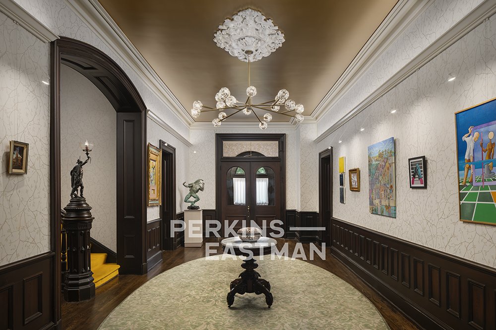 Gallaudet Univ - House One_Photo Int Arrival Foyer 2_Photograph by Andrew Rugge - Copyright Perkins Eastman.jpg