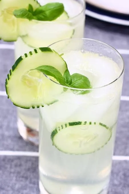 cucumber basil spritzer.jpg