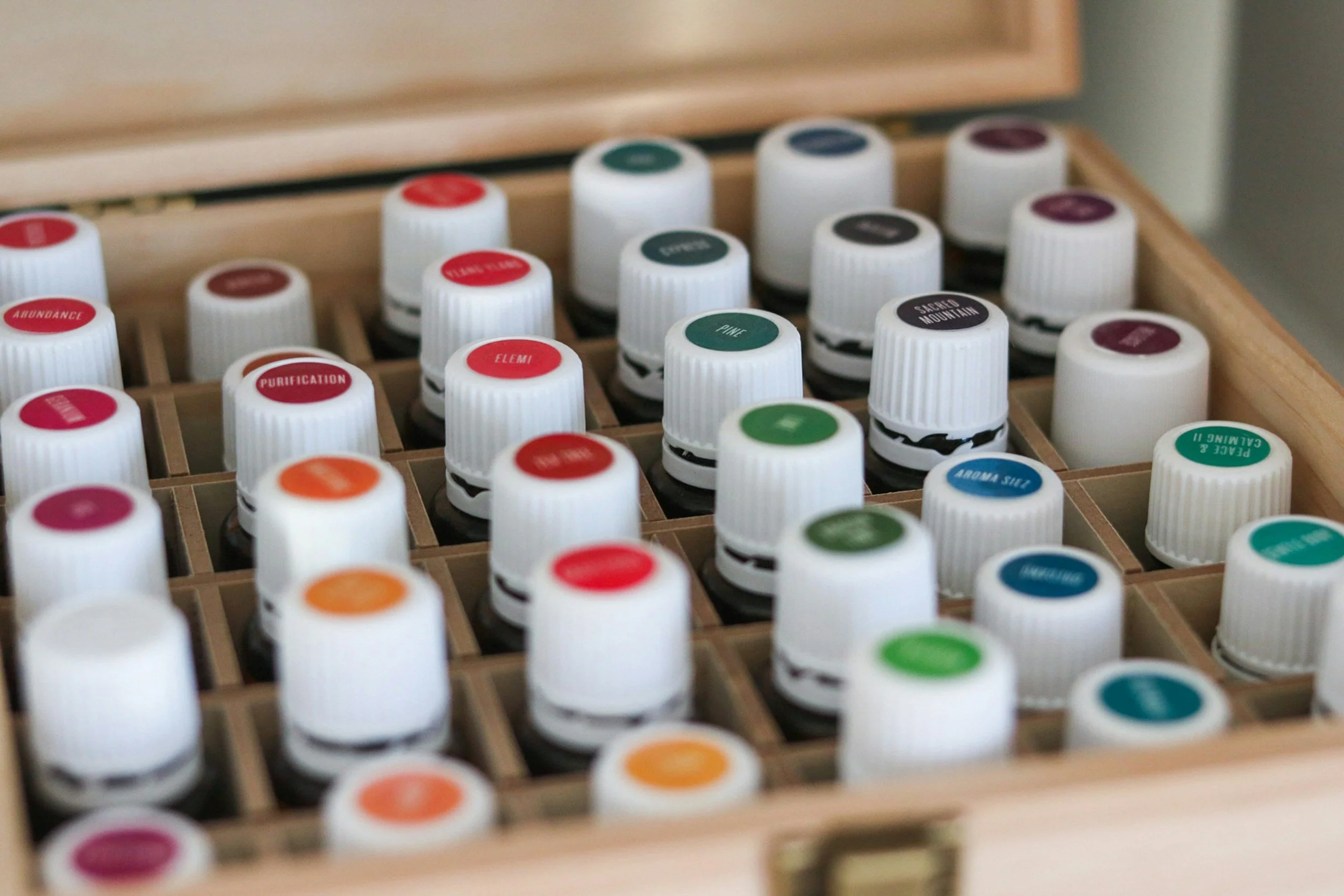 Essential Oils for Summer: Your Complete Guide to Cooling Blends, Bug-Bite Relief, and Warm-Weather Wellness