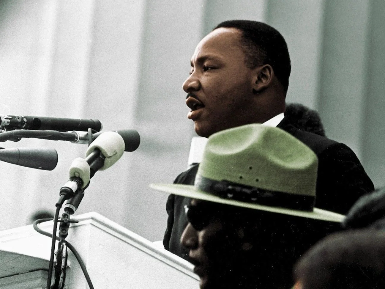  Martin Luther King Jr.