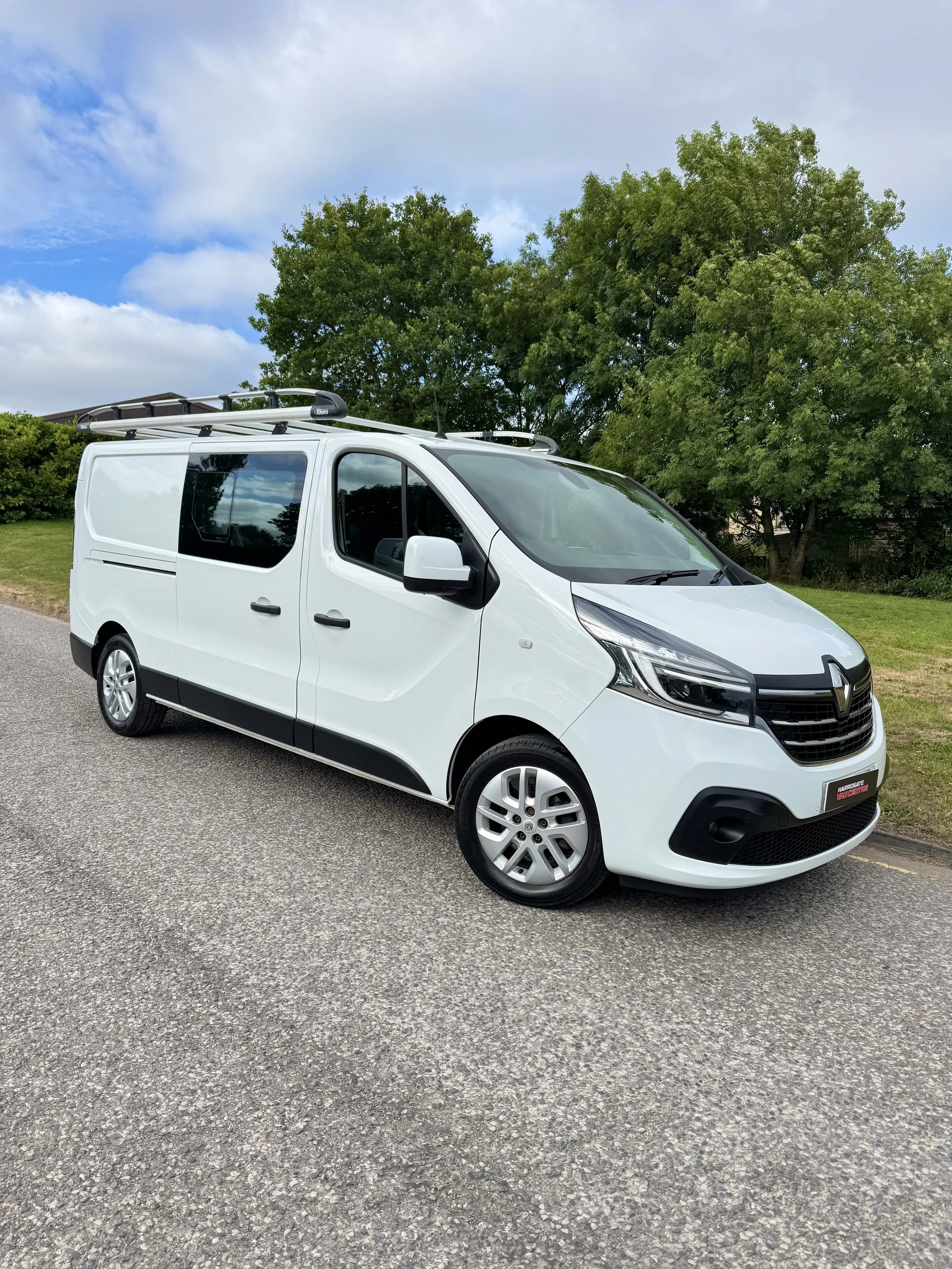 2021 Renault Traffic Sport Double Cab 170 Bhp Auto.jpeg
