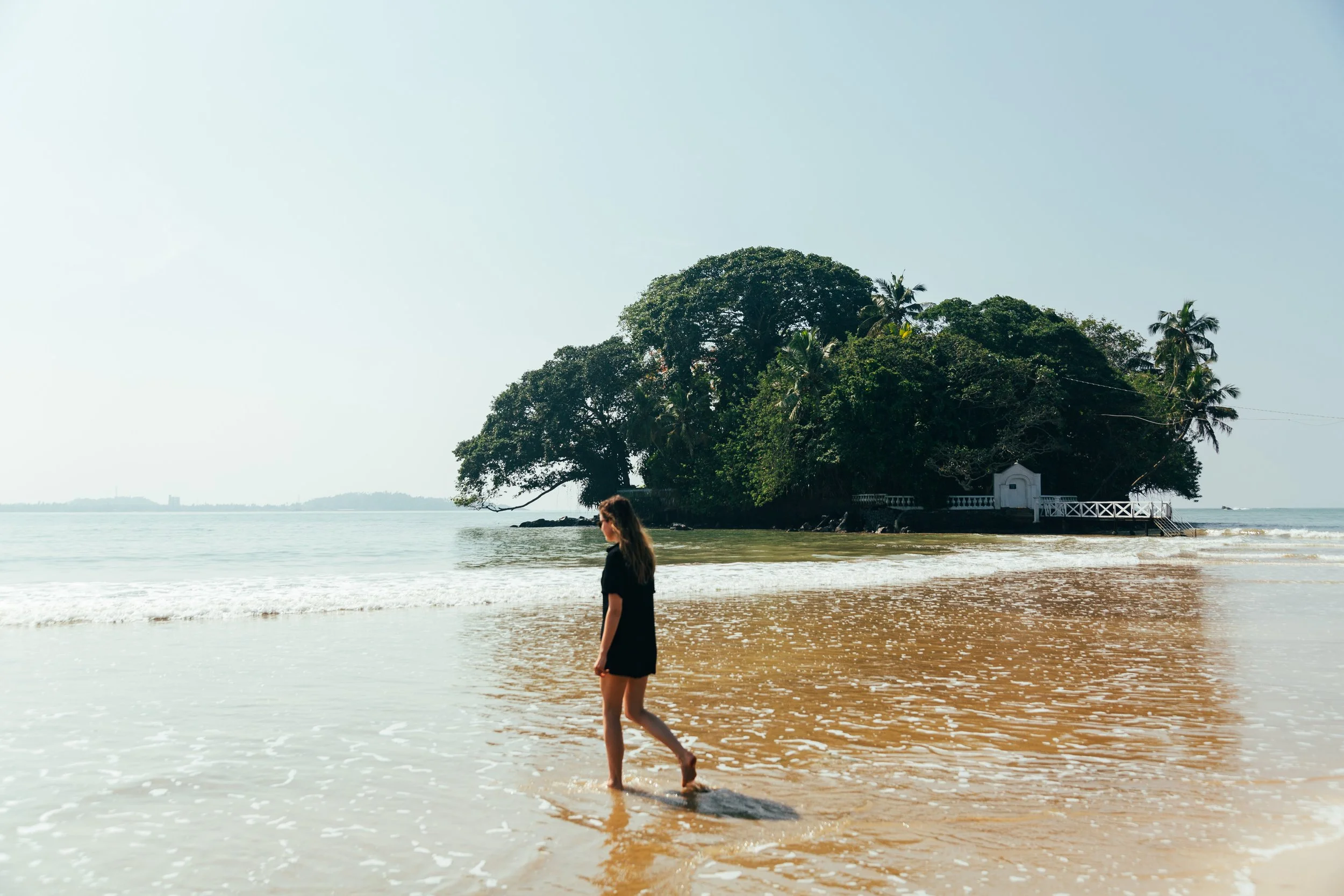 Weligama Beach Island Sri Lanka 1.jpg