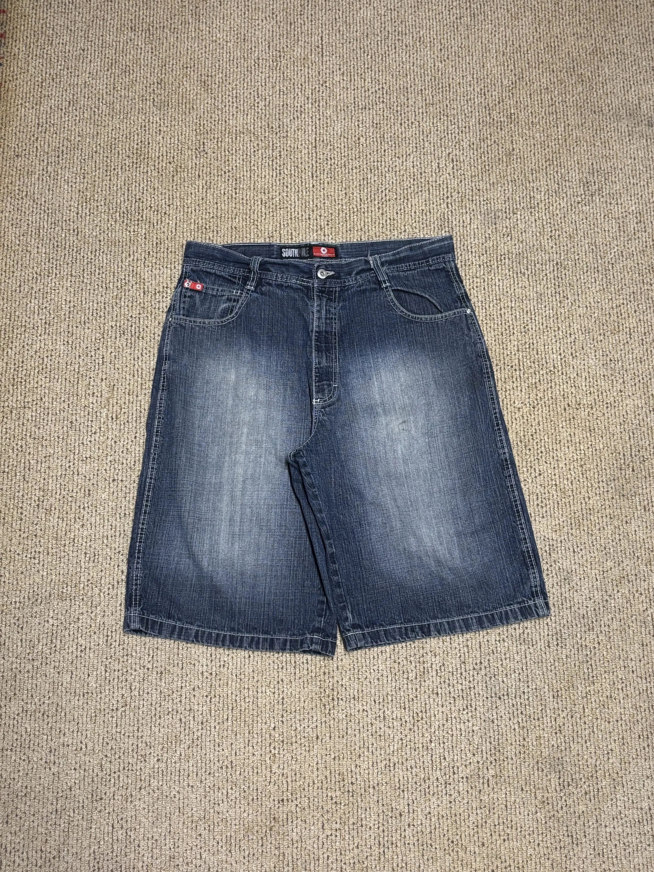 Southpole red tab jorts