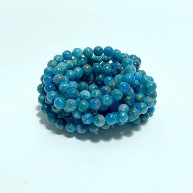 blue-apatite-bracelet.webp