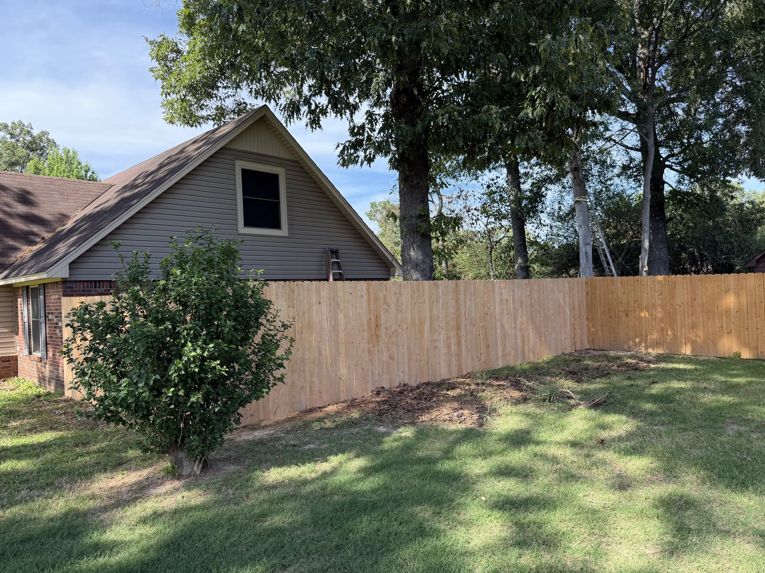 Premium pine privacy fence installed in Bridgetown, Nesbit, MS with quality craftsmanship and durable materials built to last.