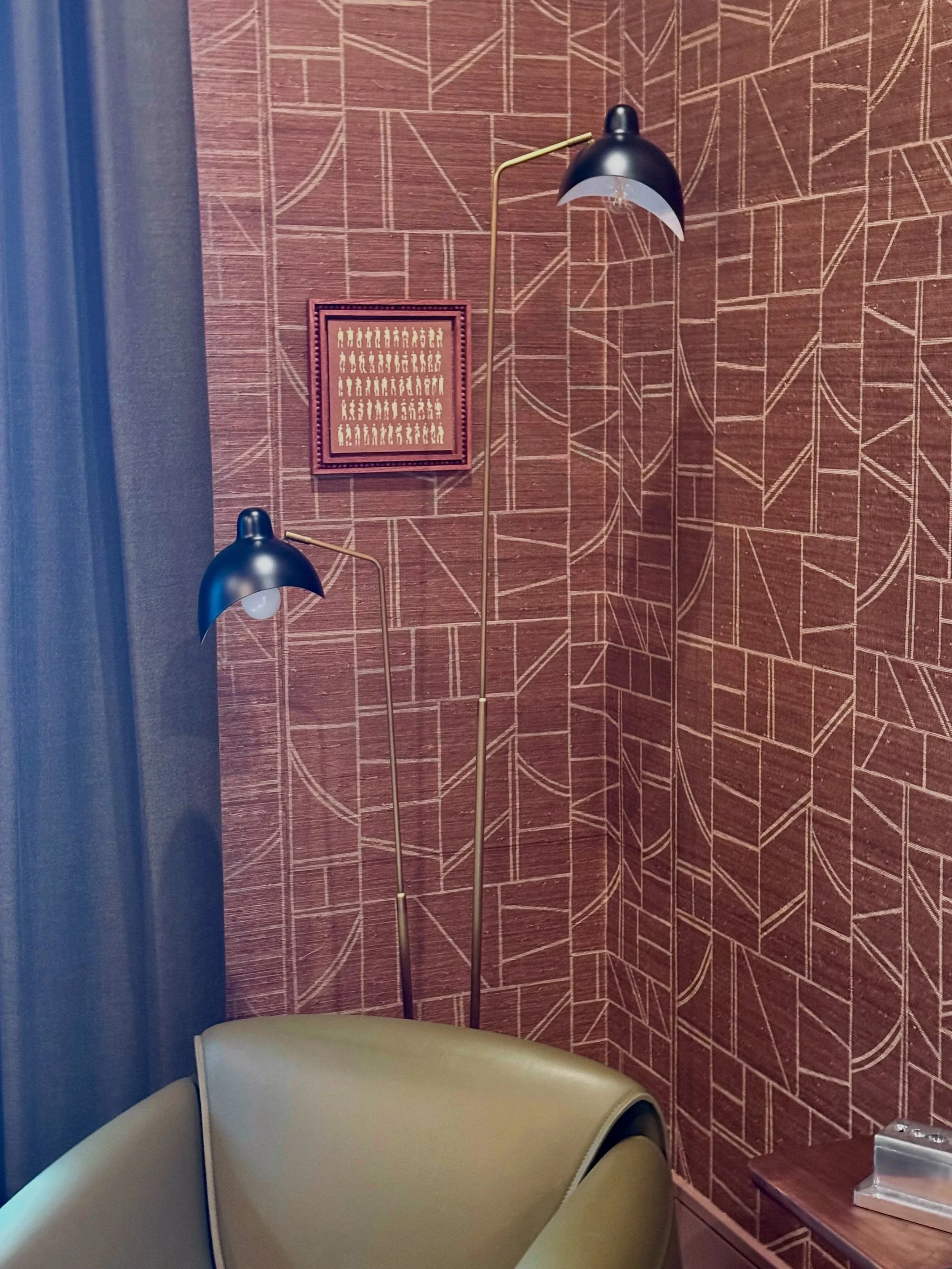 A little collector in situ moment. 🥹

Tiny humans, living their best lives in the most fabulous little corner.

I absolutely love seeing where my work ends up. Especially when it finds itself surrounded by so much personality. 🫶