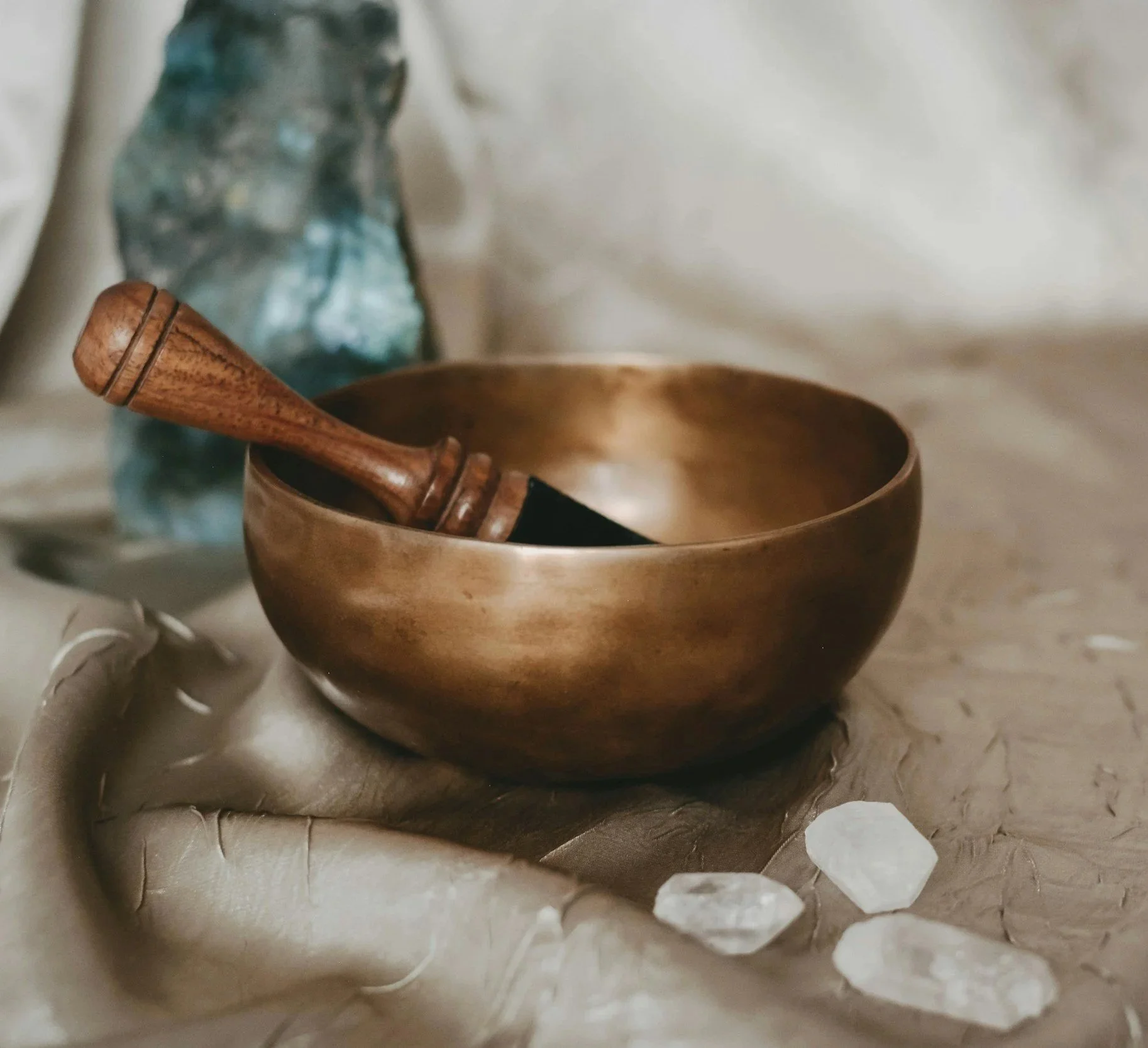Sound Bath with L.Aura