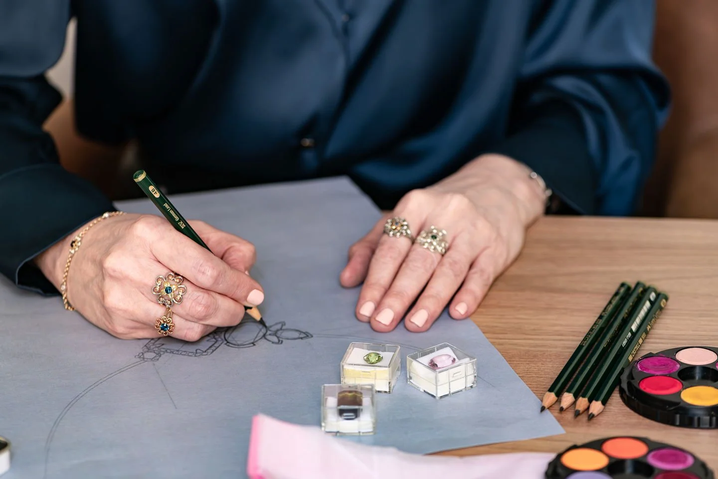 Ready for a jewellery upgrade?

With gold at an all-time high, turn your old pieces into a brand new custom design that reflects the amazing person you've become. 

Creating the perfect jewellery involves a mix of vision, balance, premium materials, 