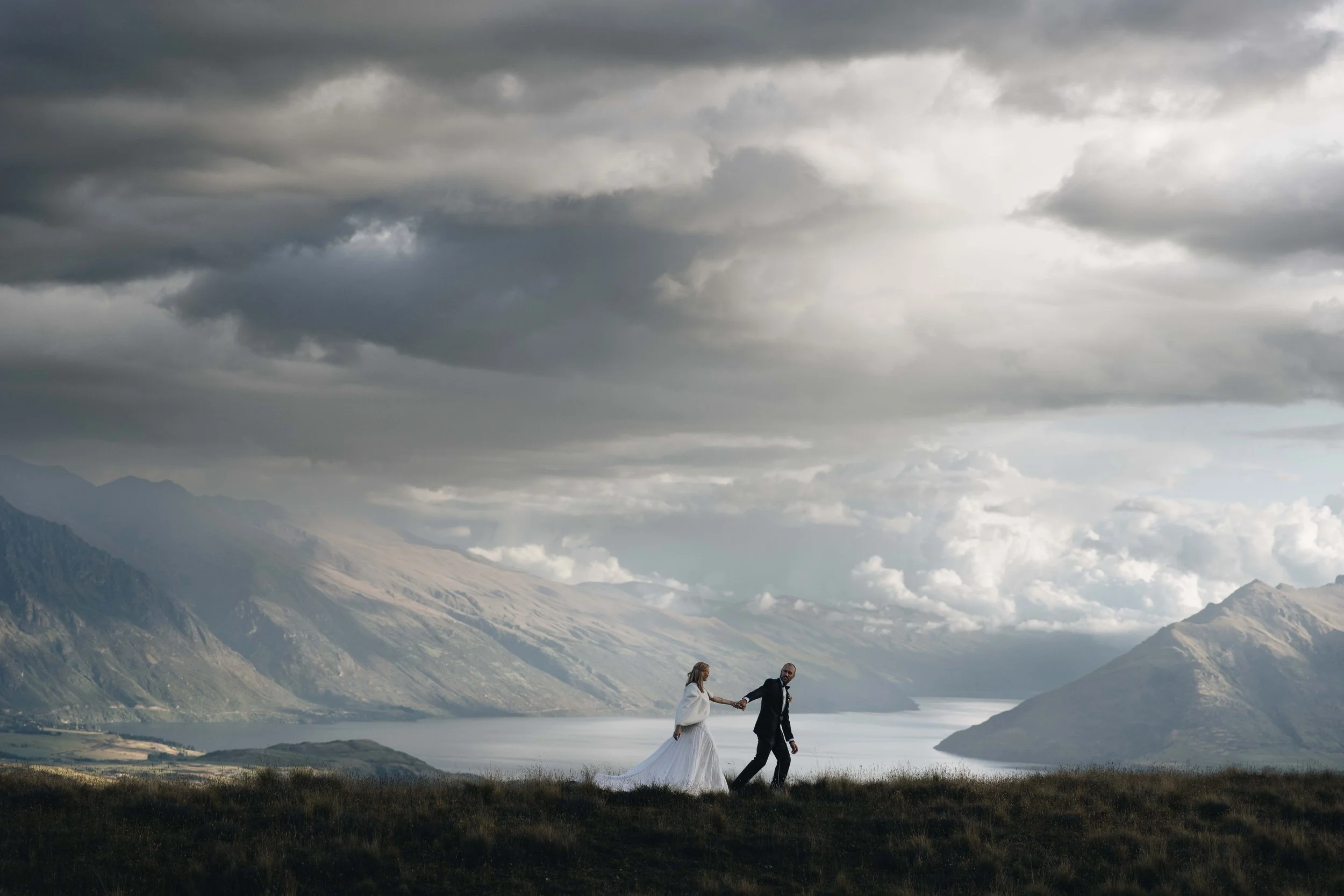Wedding_Spec_QT_Hill_Dec22_Jonny_James-55.jpg