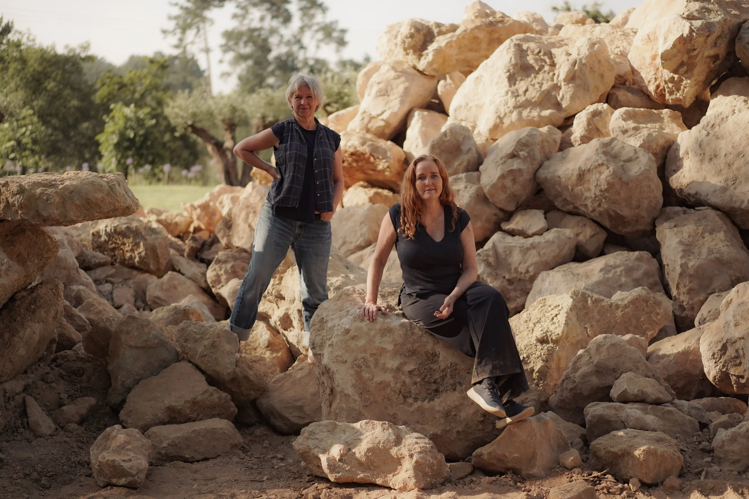 RESIDENCY WITH MERGING MATTER: SHAPING FROM THE LAND