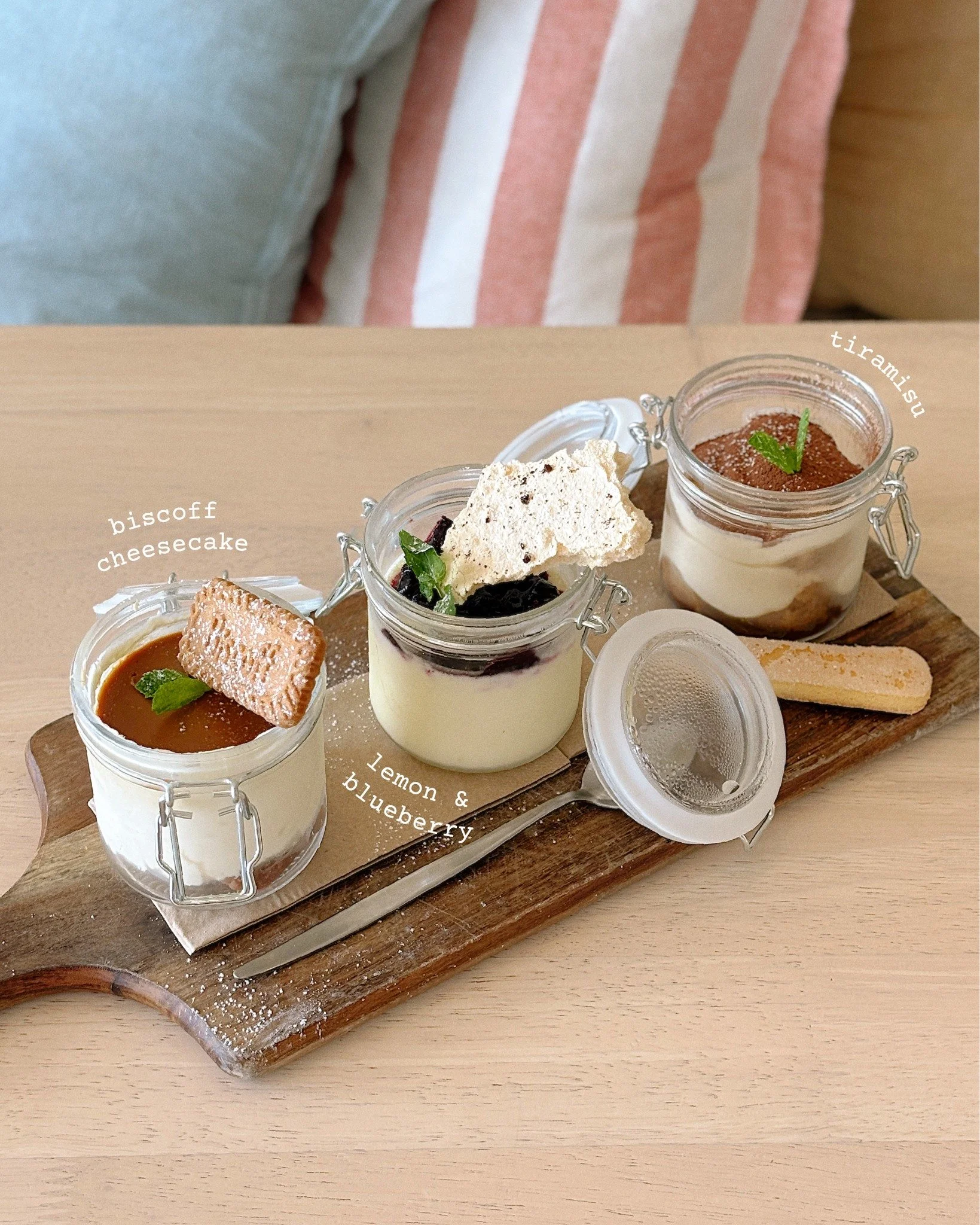 𝐋𝐢𝐟𝐞'𝐬 𝐭𝐨𝐨 𝐬𝐡𝐨𝐫𝐭 𝐭𝐨 𝐬𝐤𝐢𝐩 𝐝𝐞𝐬𝐬𝐞𝐫𝐭!⁣
⁣
New Jellyfish Dessert Pots, available in three delicious flavours:⁣
⁣
🤎 Tiramisu⁣
🤍 Biscoff Cheesecake⁣
🍋 Lemon &amp; Blueberry⁣
⁣
$15 each or try all three for $40.⁣
Why choose one wh