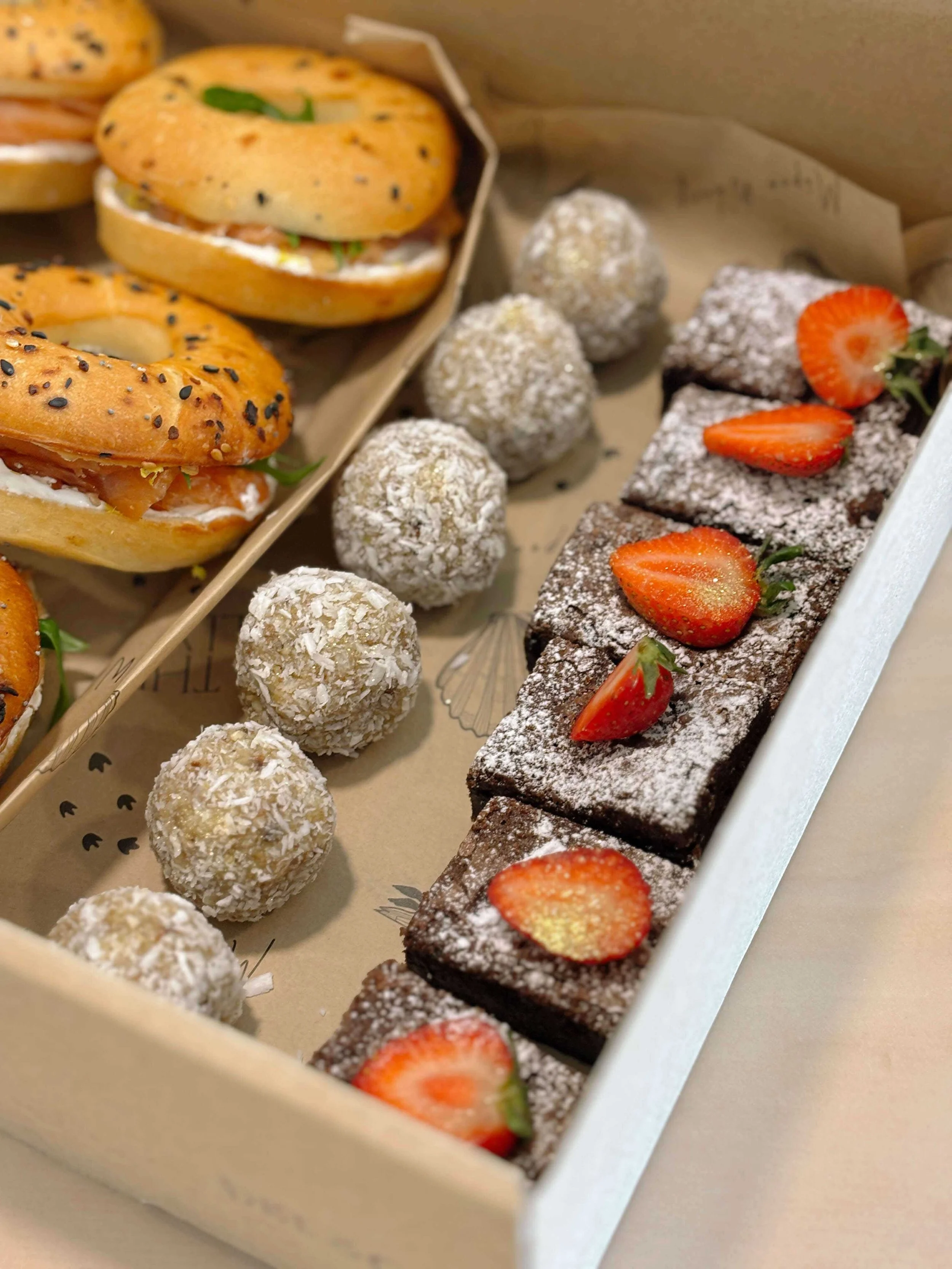 lunch box medium 5.jpg