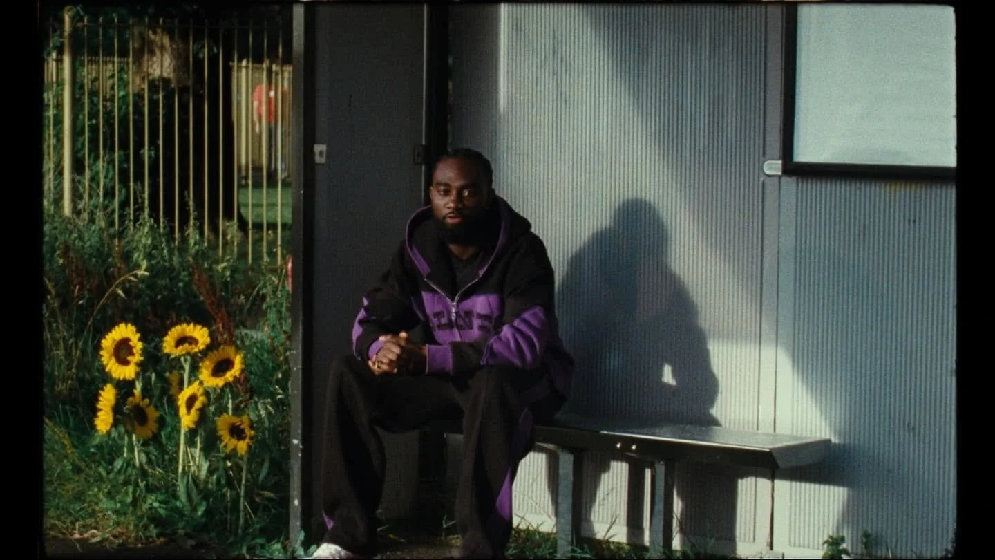 Kofi Stone - Rainfall

Shot on 16mm @kodak_shootfilm

Director: @olivier_richomme
Producer: @klevisok
DOP: @scottyjonesdop
1st AC: @therealuzzey
Loader: @liamlyallcamera
Runner: @graffitisoulaudio
Runner: @dukali_visuals
Location manager: @jacobdowdl