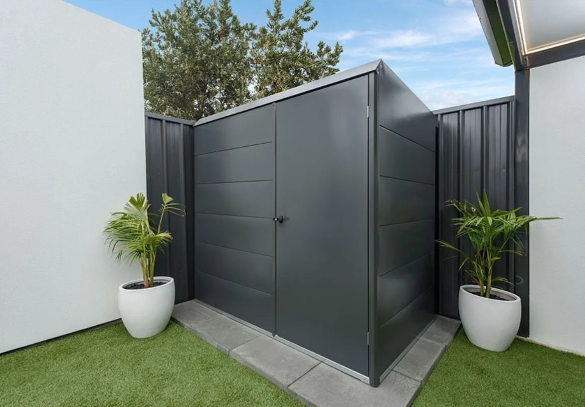 Stratco Handi-Pod Lifestyle 3.jpg