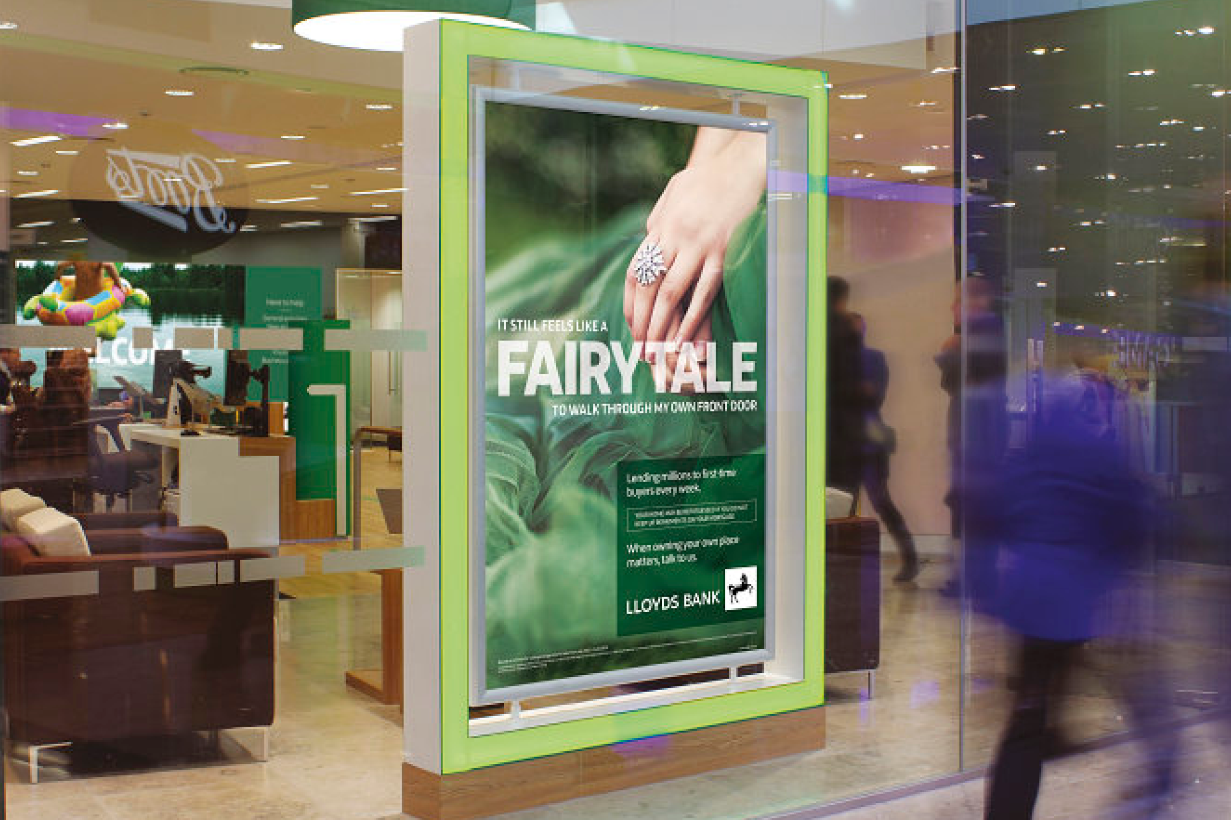 Lloyds3.png
